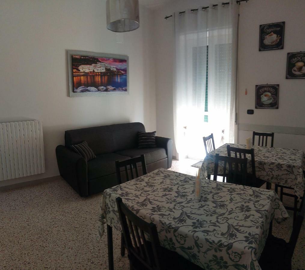 ساليرنو B&B Malaga المظهر الخارجي الصورة