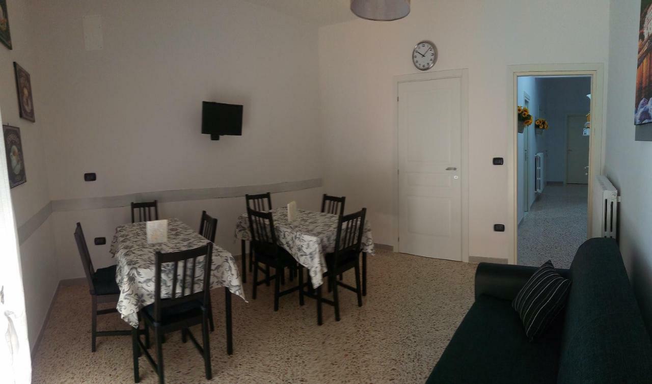 ساليرنو B&B Malaga المظهر الخارجي الصورة