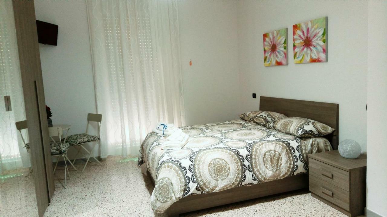 ساليرنو B&B Malaga المظهر الخارجي الصورة